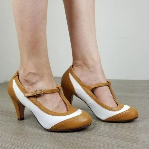 Vintage Style Rockabilly Two Tone T-Strap Pumps - Picture 5 of 7